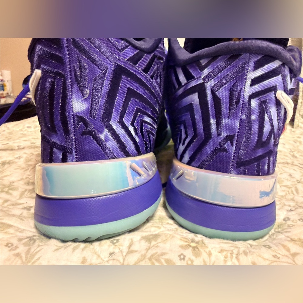 LeBron NXXT Genisus EP Basketball Shoes Men’s 10.5 - Picture 4 of 11